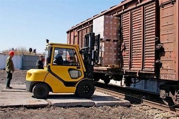 Стоимость вагонных перевозок грузов в Батайске